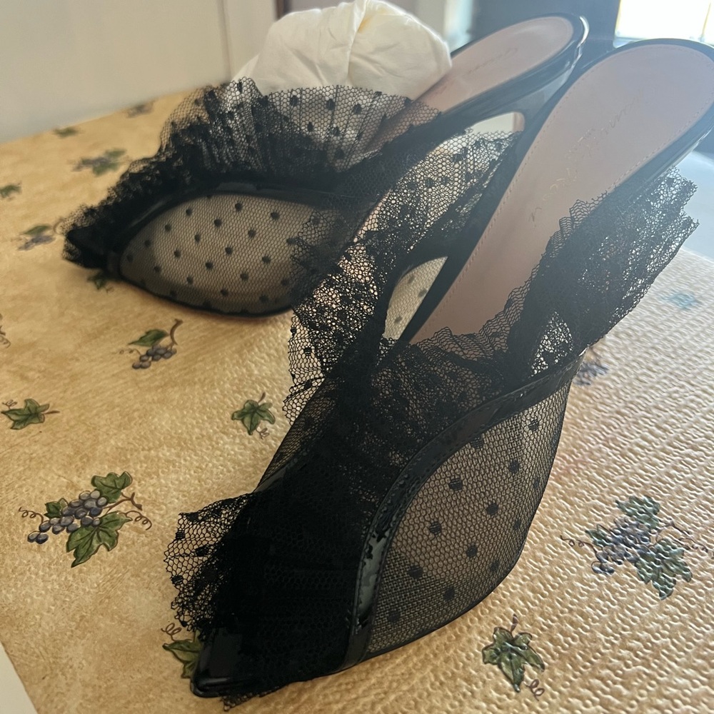 Gianvito Rossi Milano Black Peep toe mules